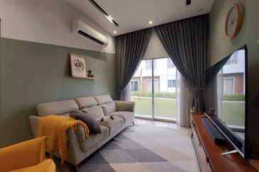 Casa Bluebell @ Cybersouth