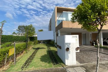 Casa Bluebell @ Cybersouth