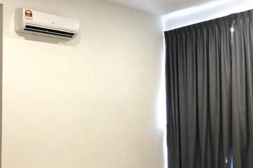 Lake Point Residence