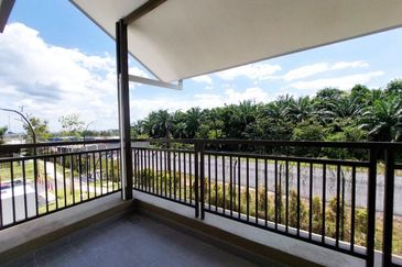 Setia Warisan Tropika