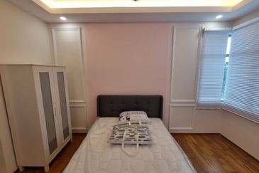 Symphony Hills Schubert