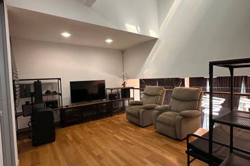 Symphony Hills Schumann