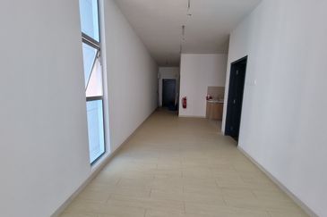 PR1MA Lakefront Homes