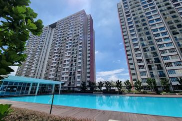 PR1MA Lakefront Homes