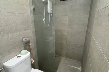 Kenwingston Square Garden