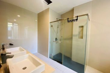 Mirage By The Lake @ Perdana Lakeview West