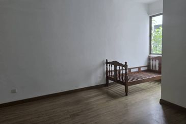 Lake Point Residence