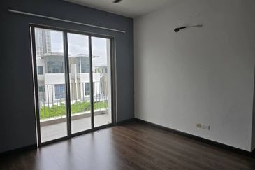 Lake Point Residence