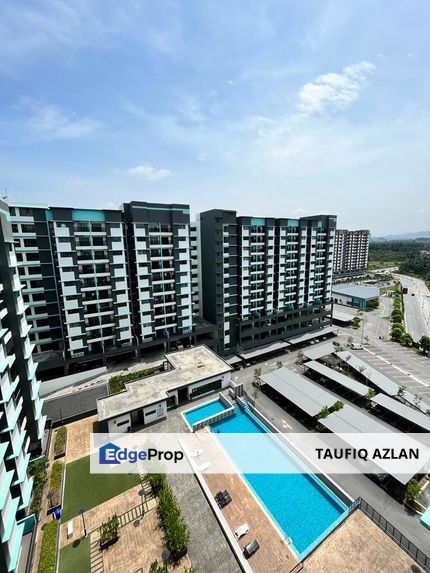 FACING POOL Residensi Zamrud Kajang 2, Selangor, Kajang