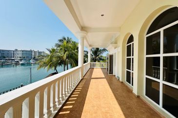 ADMIRAL MARINA MANSION