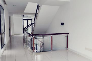 Mozart, Symphony Hills