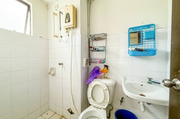 Vista Millennium Condominiums