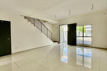 Casa Wood @ Cybersouth