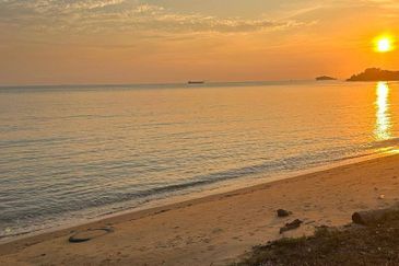 Beach Front Residential Land Port Dickson N9