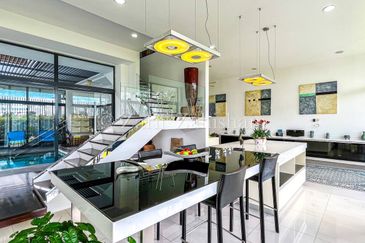 Bungalow Seri Kembangan