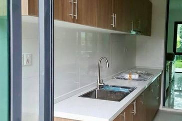 Lepironia Gardens, Setia Eco Glades