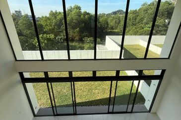 Alstonia Hilltop Homes