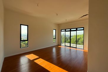 Alstonia Hilltop Homes