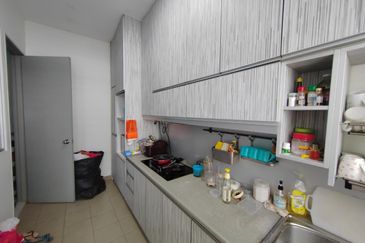 Apartment Putra1