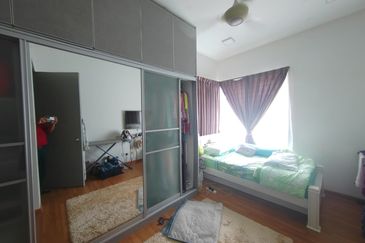 Apartment Putra1