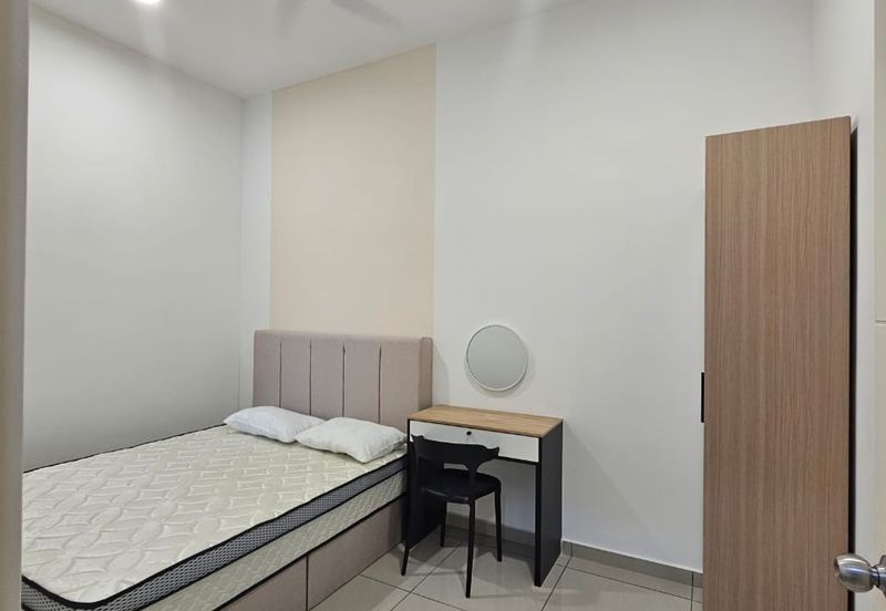 B11 Parkland Residence