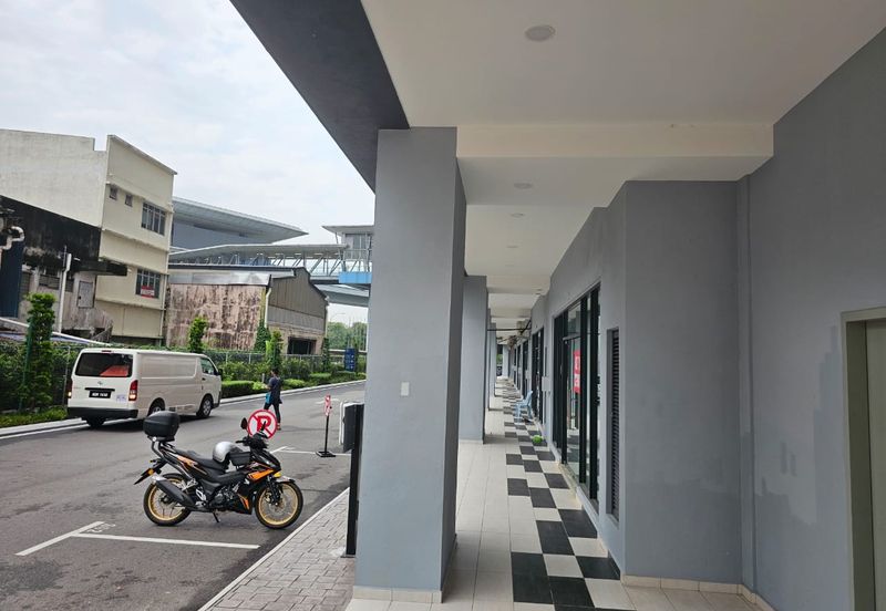 Ground Floor Shop next to MRT Batu 11 Cheras Balakong