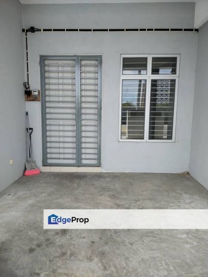 1.5 Storey Townhouse @ Desa Saujana 2, Bandar Saujana Putra For Sales, Selangor, Jenjarom