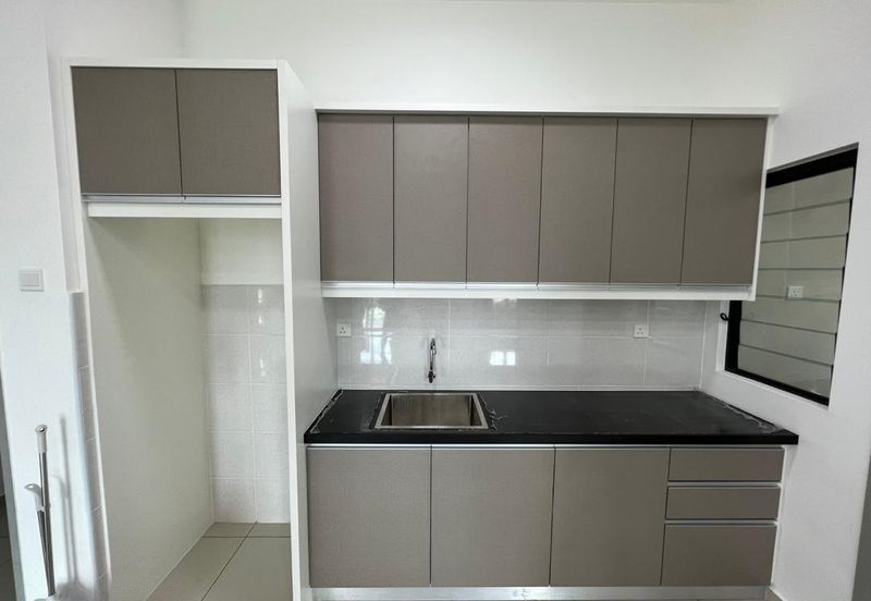 B11 Parkland Residence