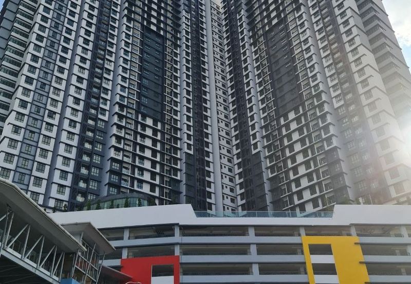 B11 Parkland Residence