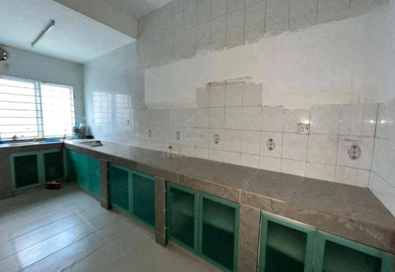 Jalan Puchong Utama 12/1