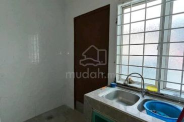 Jalan Puchong Utama 12/1