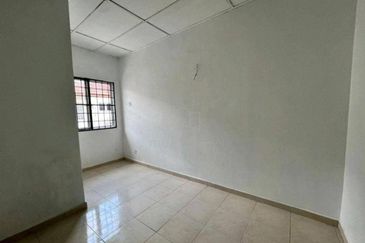 Jalan Puchong Utama 12/1