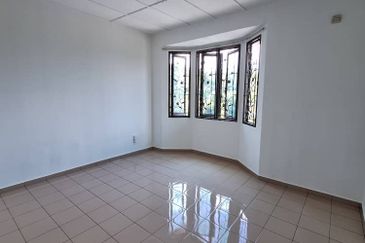 Taman Saujana Puchong