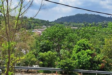 Taman Saujana Puchong