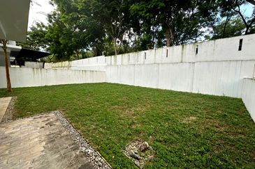 Emerald Bay @ Puteri harbour