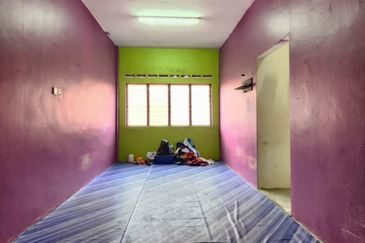 Taman Pulai Utama Flat