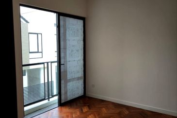 Avira Garden Terraces @ Medini