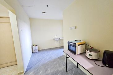 Prima Regency (Dorchester Court)