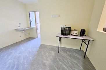 Prima Regency (Dorchester Court)