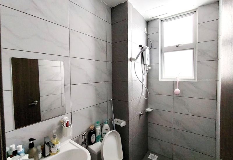 SKS Habitat Apartment, Larkin