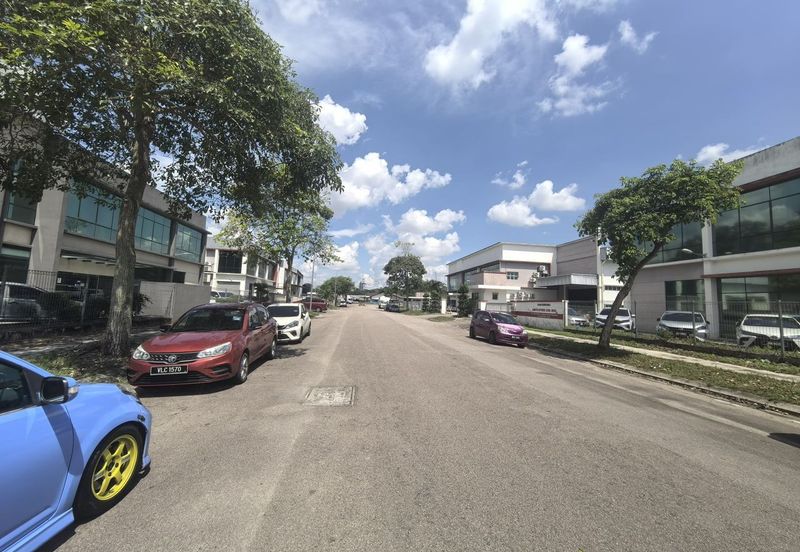 Kempas Utama Industrial Park