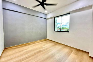 Taman Pulai Utama Flat