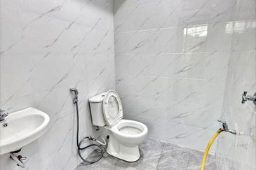 Taman Pulai Utama Flat