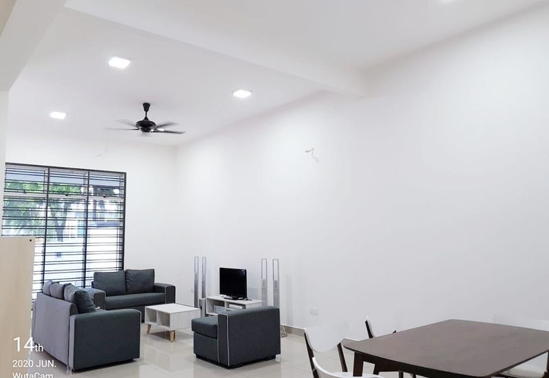 Austin Residence @Taman Mount Austin