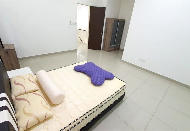 Austin Residence @Taman Mount Austin