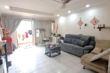 Bistari Impian Apartment @ Larkin