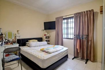 Bistari Impian Apartment @ Larkin