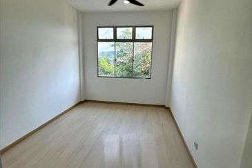 Ria 2 Apartment, Taman Megah Ria