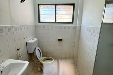 Ria 2 Apartment, Taman Megah Ria