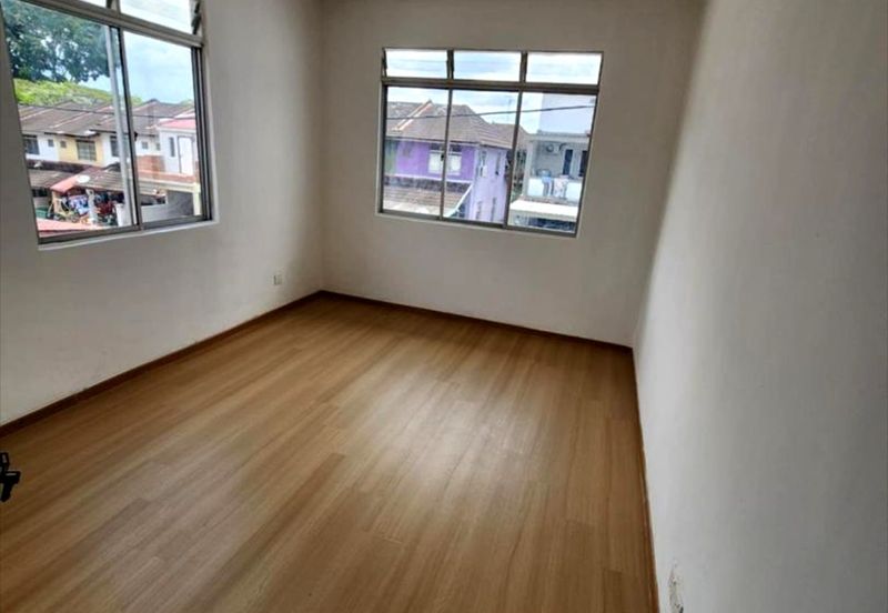 Bandar Baru Seri Alam